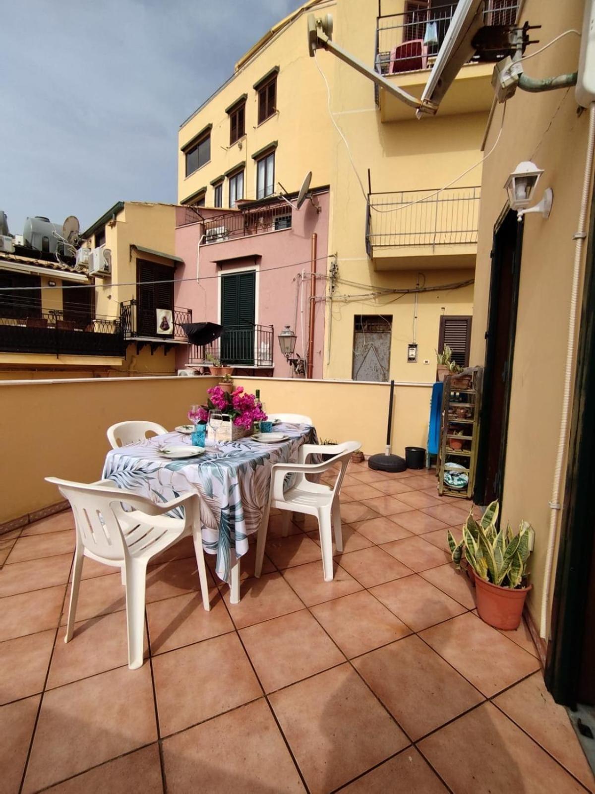 Casa Maria Elena Villa Santa Flavia Eksteriør bilde